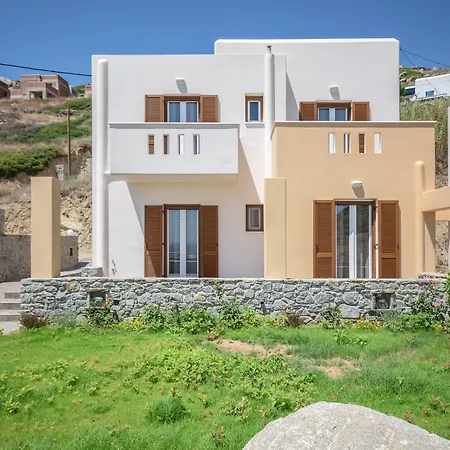 Naxos Luxury * 米科利维亚