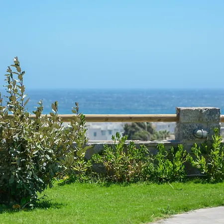 Naxos Luxury * 米科利维亚