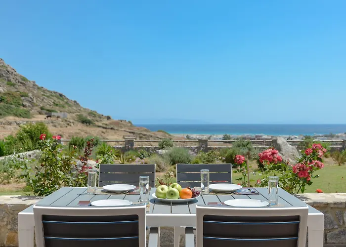 Naxos Luxury