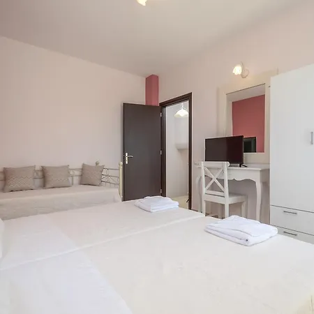 Naxos Luxury * Mikri Vigla