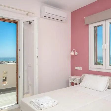 Naxos Luxury