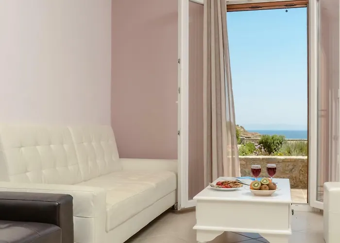 Naxos Luxury 미크리 비글라